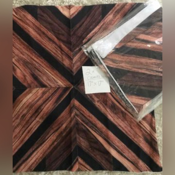 Cushion Covers x 2
Set - Picture 3 of 3